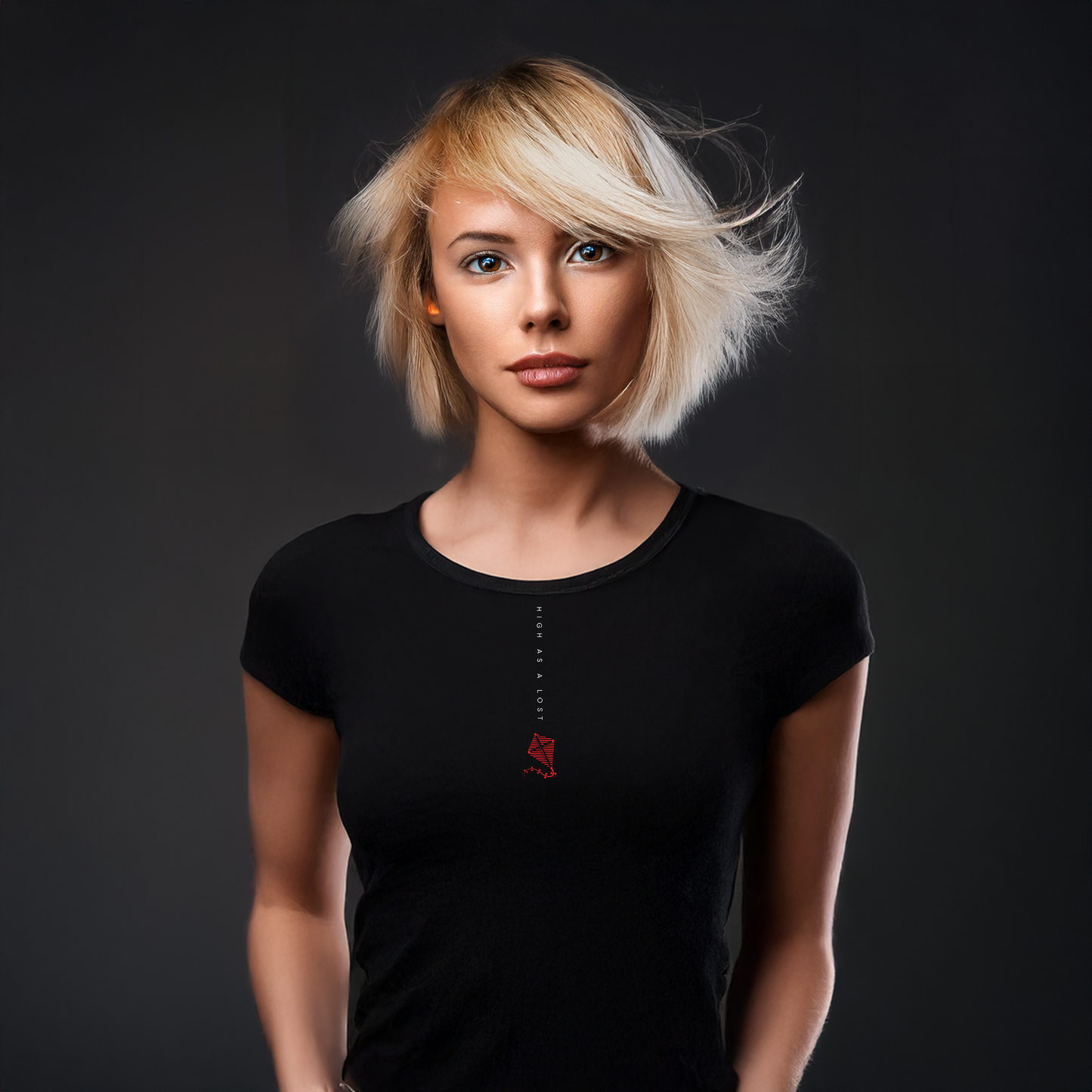 9q. Lost Kite - Women's T-shirt